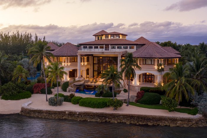 Castillo Caribe, Caribbean Luxury Real Estate in George Town, Cayman ...